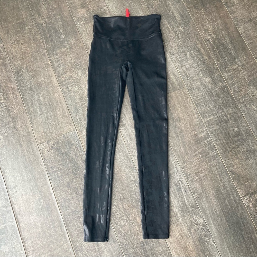 Spanx Camo‎ Leggings Black High Waisted Small S/P 24317R